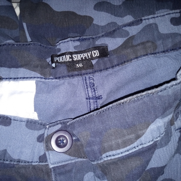 2 Used Men's Camo Shorts Lot Public Supply Co & Carhartt - Picture 6 of 7